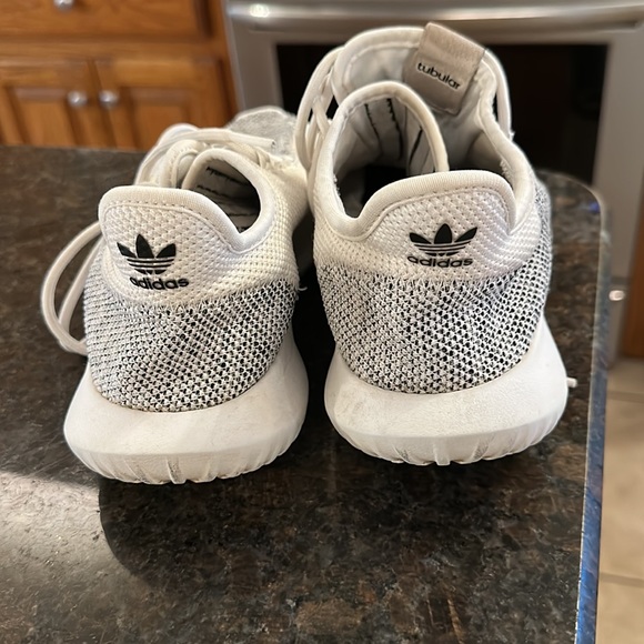 ADIDAS TUBULAR - Picture 7 of 7
